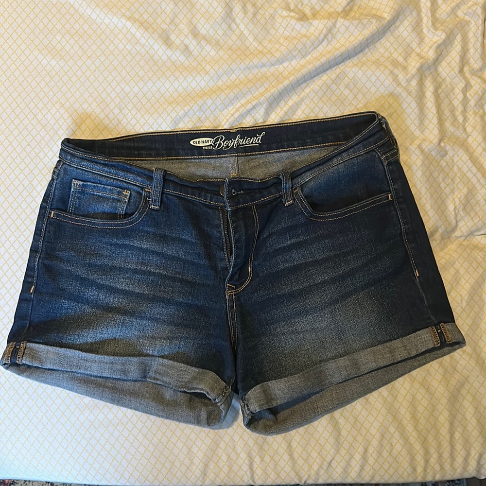 Old Navy boyfriend short